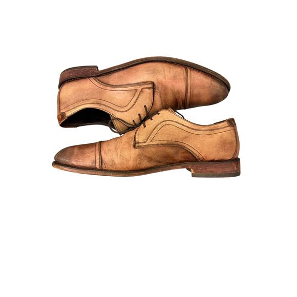 Johnston and Murphy Lught Brown Burnished Oxford. Shoe 11.5